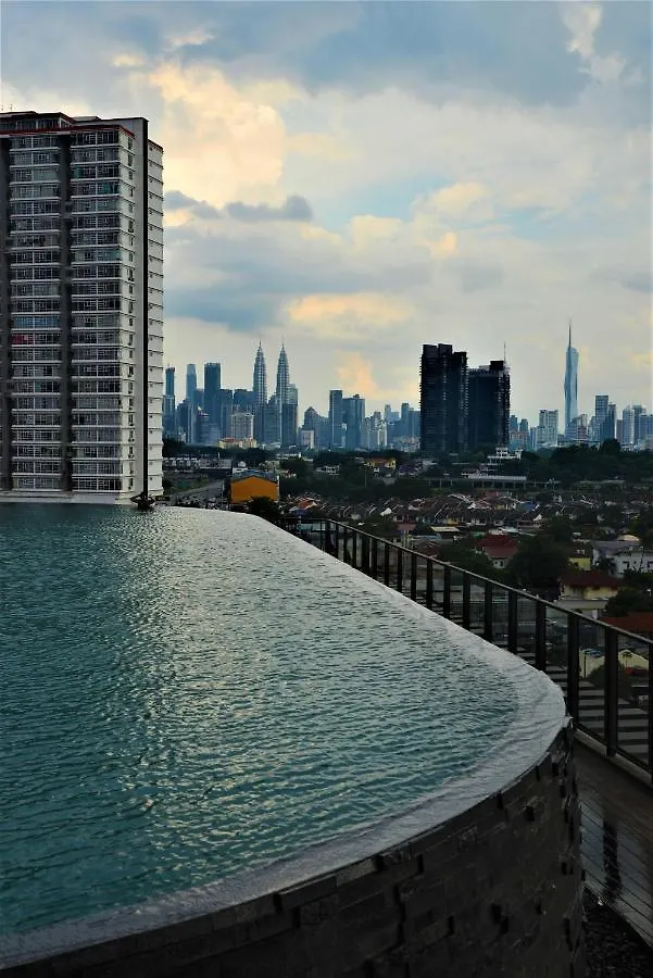 Suasana Homestay Kewingston Platz Kuala Lumpur