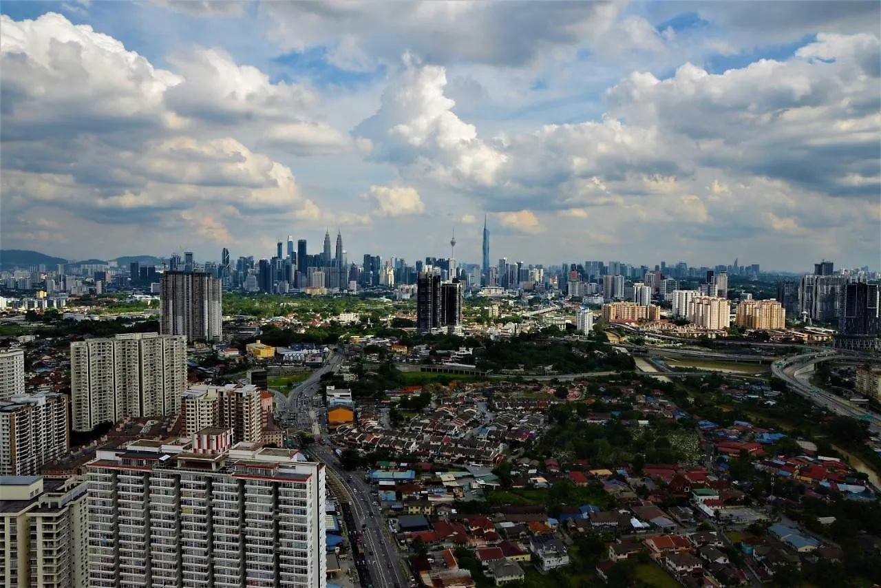 Suasana Homestay Kewingston Platz Kuala Lumpur Apartment